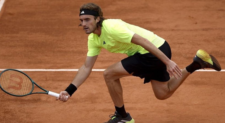 Τσιτσιπάς: Αποσύρθηκε από το Masters της Σανγκάης