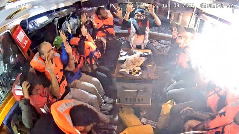 Απελαύνονται οι 12 ακτιβιστές του «Madleen» από το Ισραήλ