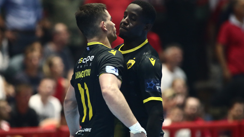 Χάντμπολ: Πολύ σκληρή για να χάσει τον τίτλο η ΑΕΚ!