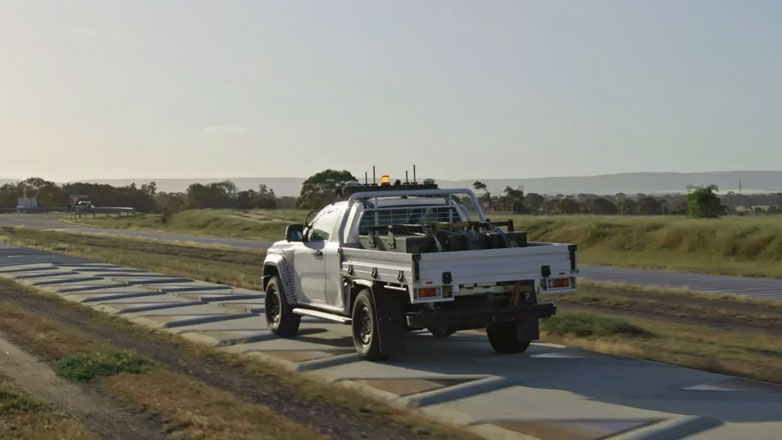 Το αδιανόητο test αντοχής της Ford στο νέο της Pick-up και το ρομπότ… που το οδηγούσε για 24 ώρες σερί (Βίντεο)