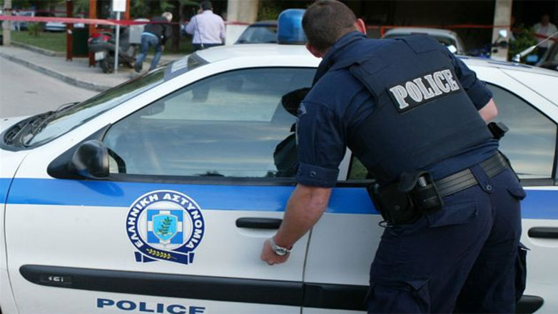 Έσπασαν ποτήρι στο κεφάλι γόνου πασίγνωστης οικογένειας σε κλαμπ της Βάρκιζας