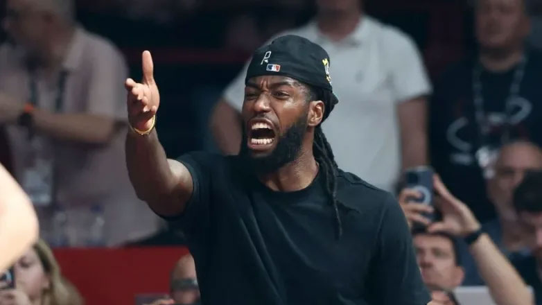 Καταγγελία της ΚΑΕ Ολυμπιακός για απρεπή χειρονομία του Ματίας Λεσόρ στον 4ο τελικό