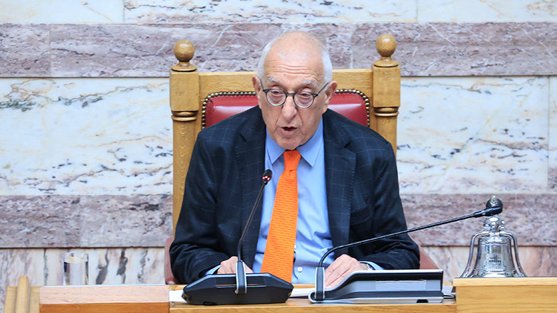 Νικήτας Κακλαμάνης: «Ψεύδη τα περί επιδόματος σε όλους τους υπαλλήλους της Βουλής»