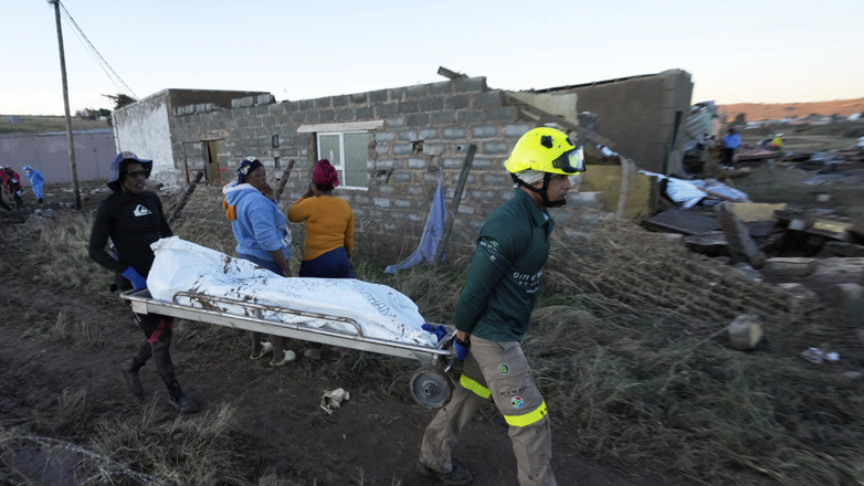 Τουλάχιστον 67 νεκροί από τις πλημμύρες στη Νότια Αφρική