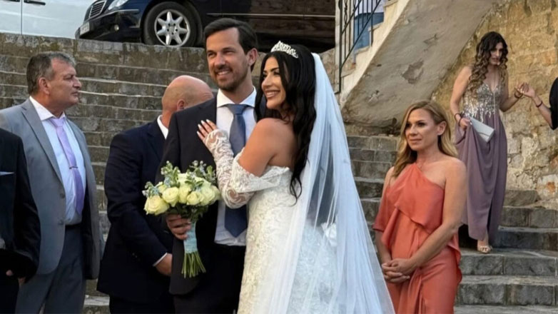 Κατερίνα Καραβάτου: «Μου είχαν ζητήσει να γίνω κουμπάρα την ημέρα του τελικού»