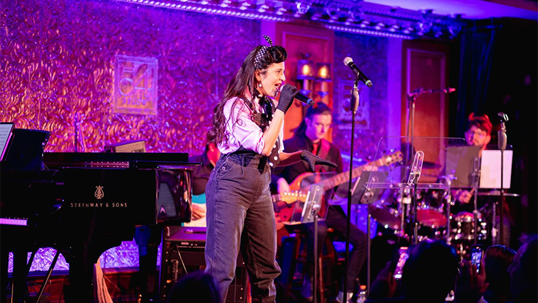 Βραβείο 54ONY για το «Let’s Be Bad» στο 54 Below – Η Ελεάννα Φινοκαλιώτη συνεχίζει να διαπρέπει στη Νέα Υόρκη