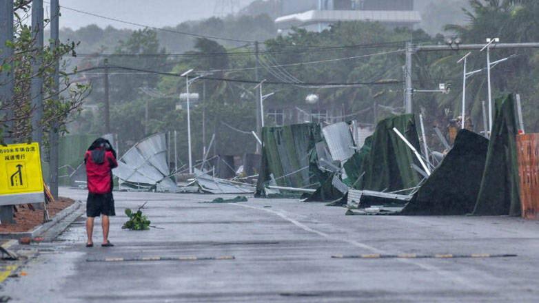 Η τροπική καταιγίδα Wutip (πεταλούδα) χτύπησε τη νότια Kίνα