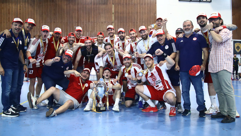 Handball Premier: Διατήρησε τα σκήπτρα του ο Ολυμπιακός – Νίκησε 32-30 την ΑΕΚ και κατέκτησε το πρωτάθλημα!
