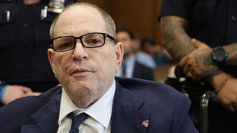 Ένοχος ο Γουαϊνστάιν για σεξουαλική επίθεση μετά την επανάληψη της δίκης στη Νέα Υόρκη 