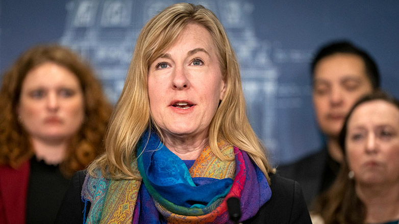 ΗΠΑ – Μινεσότα: Δολοφονήθηκαν βουλευτής των Δημοκρατικών και ο σύζυγός της στο σπίτι τους