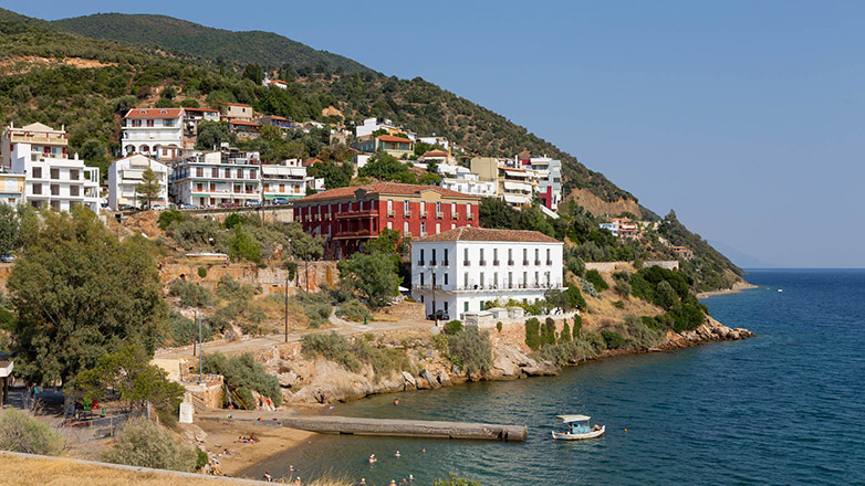 Εύβοια: Ηλικιωμένη γυναίκα εντοπίστηκε χωρίς τις αισθήσεις της