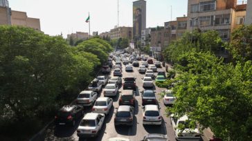 Οι Ιρανοί εγκαταλείπουν την Τεχεράνη