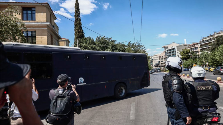 Τι βρήκε η ΕΛ.ΑΣ. στα χέρια των οργανωμένων οπαδών της ΑΕΚ