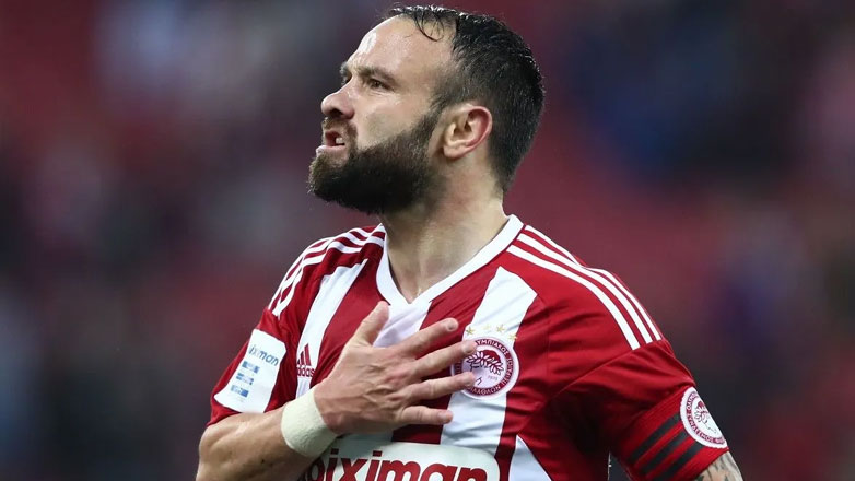 Ολυμπιακός: Η L’ Equipe αποκαλύπτει το νέο ρόλο του Βαλμπουενά στους Πειραιώτες