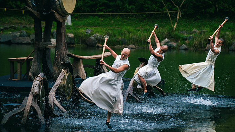 «U-THEATRE – Sword of Wisdom»: Μια μαγευτική πνευματική εμπειρία για πρώτη φορά στην Αθήνα