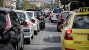 Νέος ΚΟΚ: Οι ποινές που ισχύουν για όσους οδηγούν χωρίς δίπλωμα