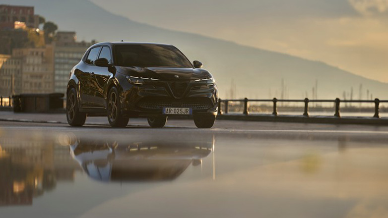 Alfa Romeo: Διαθέσιμη στην Ελλάδα η ειδική έκδοση Intensa- Ποια είναι η τιμή εκκίνησης