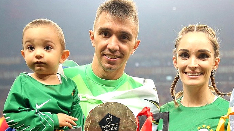 «Ψήνεται» για την Εστουντιάντες ο Μουσλέρα, τον θέλει και η Πενιαρόλ