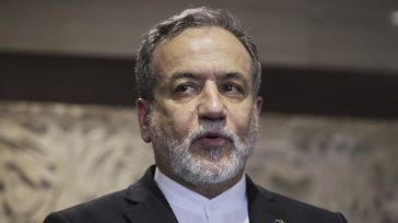 Αραγτσί: Το Ιράν παραμένει δεσμευμένο στη διπλωματία και δρα σε νόμιμη άμυνα εναντίον του Ισραήλ