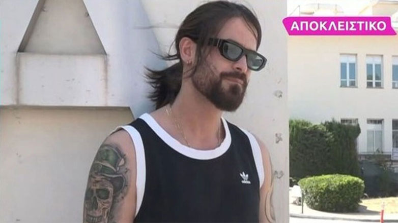 Άρης Μουγκοπέτρος: «Στο τσακ γλίτωσα να μου βάλουν γυάλινο μάτι» – Η δημόσια έκκληση του μουσικού