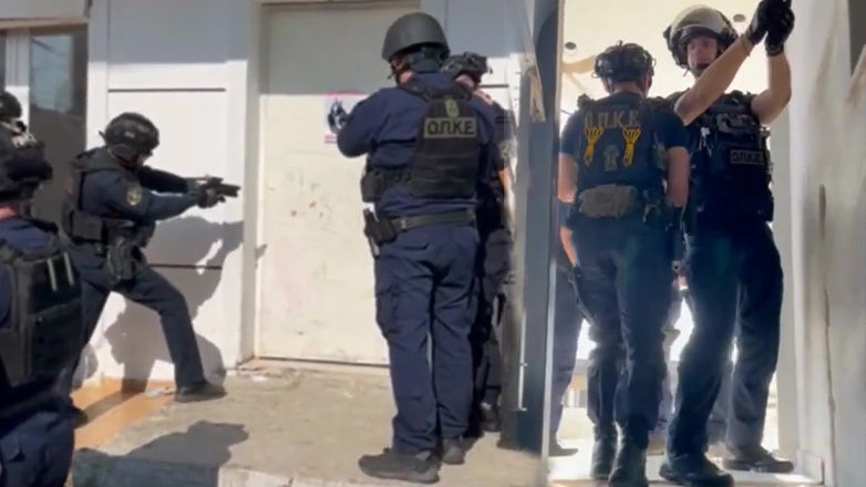 Αστυνομική επιχείρηση στα Άνω Λιόσια με 17 συλλήψεις για παράνομες δραστηριότητες