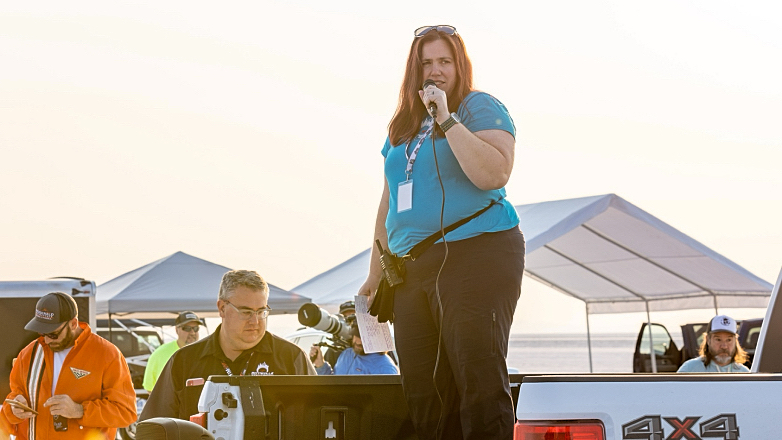 Γνωρίζοντας την Delvene Reber, την Πρώτη Κυρία της Ταχύτητας!