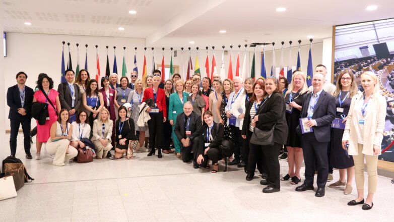 Η ημικρανία στο προσκήνιο του Ευρωπαϊκού Κοινοβουλίου