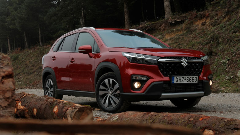Suzuki S-CROSS: Το οικονομικό υβριδικό SUV για κάθε οικογενειάρχη, με τιμή από 22.680 ευρώ