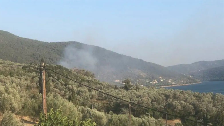 Υπό έλεγχο η φωτιά στο Πυργί Λέσβου