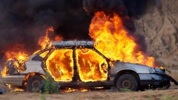 Απανθρακωμένος άνδρας βρέθηκε στο ΙΧ του