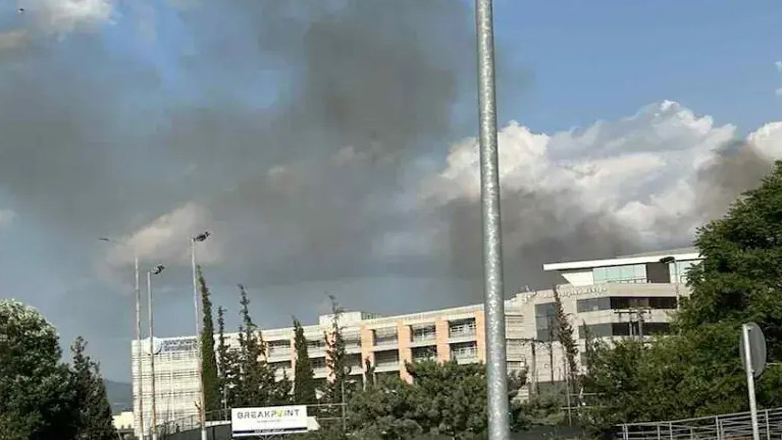 Υπό έλεγχο η φωτιά στην ανατολική Θεσσαλονίκη πίσω από το Διαβαλκανικό Κέντρο