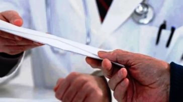 Σε διαθεσιμότητα ο καρδιοχειρουργός που ζήτησε «φακελάκι» 2.500 ευρώ