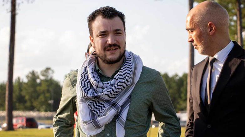 ΗΠΑ: Ελεύθερος ο ακτιβιστής Μαχμούντ Χαλίλ που ήταν έγκλειστος σε κέντρο κράτησης μεταναστών