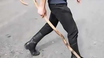 Άγριος ξυλοδαρμός 61χρονου από παρέα νεαρών