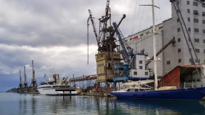 Τούρκος οδηγός συνελήφθη για παράνομη μεταφορά αλλοδαπών στον Βόλο