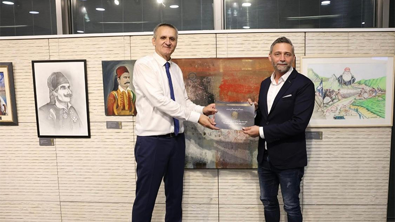 «Η Τέχνη ως Αντίσταση, Η  Μνήμη ως Χρώμα» – Ο  Σταύρος Δίτσιος υψώνει εικαστικό φόρο τιμής στους Ντρέδες