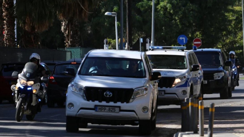 Χιλιάδες φωτογραφίες στην κατοχή του Αζέρου που συνελήφθη στη βάση της Σούδας