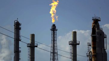 Αλματώδης αύξηση των τιμών του πετρελαίου (+4%) κατά την έναρξη των συναλλαγών στην Ασία