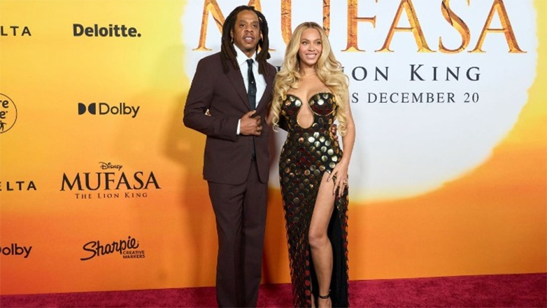 Η Beyoncé εμφανίστηκε μαζί με τον Jay-Z στη σκηνή έπειτα από επτά χρόνια