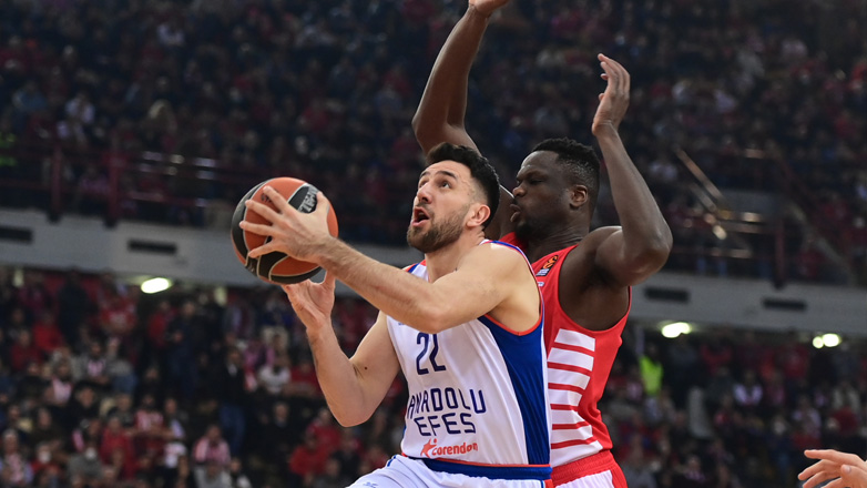 Στην Ελλάδα ο Βασίλιε Μίτσιτς