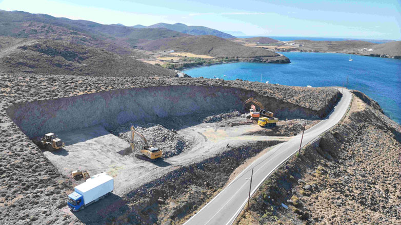 Όμιλος ΔΕΗ: Οδηγός για το ενεργειακό μέλλον της χώρας το υβριδικό νησί της Αστυπάλαιας