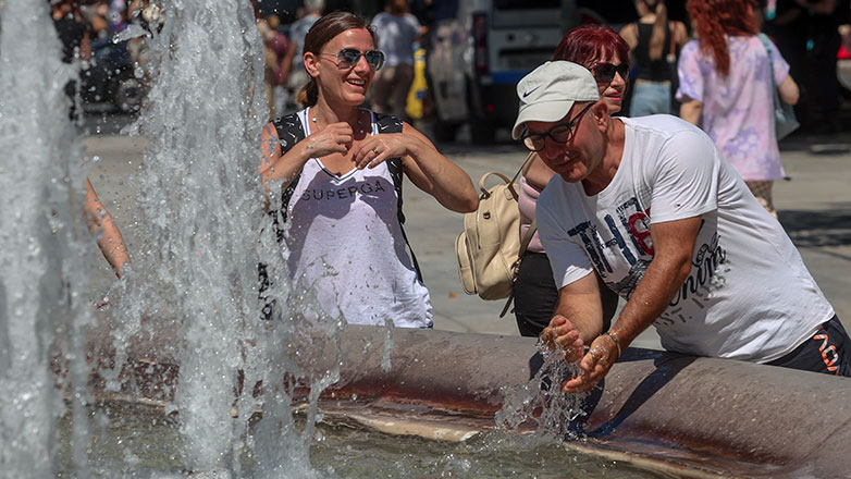 Καιρός: Δεύτερη μέρα καύσωνα με 40 και 41 βαθμούς