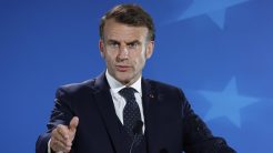 Μακρόν: Η ΕΕ πρέπει να κλείσει «γρήγορα» μια «ισορροπημένη και δίκαιη» συμφωνία με τις ΗΠΑ για το εμπόριο