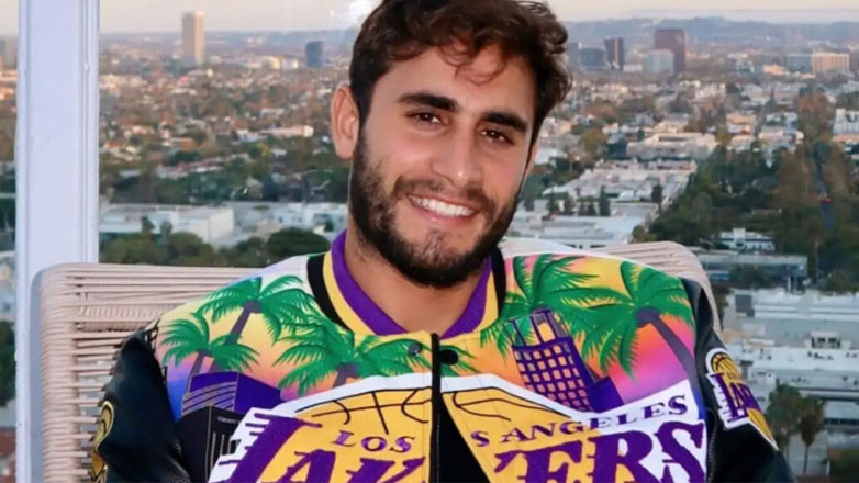 Μάριος Καπότσης: «Γράφω καλύτερα όταν είμαι χαρούμενος» – Η συνεργασία με τον Κωνσταντίνο Αργυρό