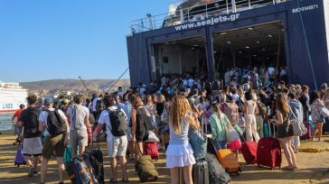 Αποκαταστάθηκε η ακτοπλοϊκή συγκοινωνία από Πειραιά, Ραφήνα και Λαύριο