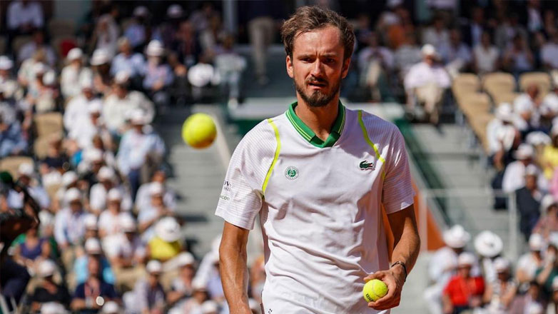 Γουίμπλεντον: Αποκλεισμός-σοκ για τον Μεντβέντεφ