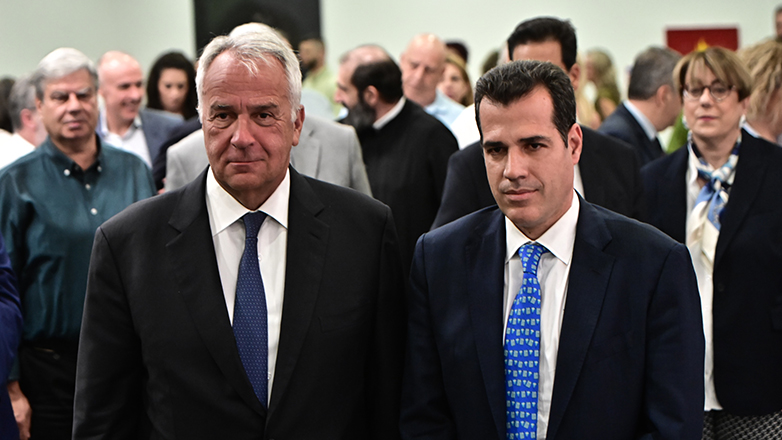 Τελετή παράδοσης – παραλαβής μεταξύ Βορίδη και Πλεύρη Τελετή παράδοσης – παραλαβής μεταξύ Βορίδη και Πλεύρη