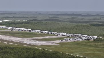 «Αλκατράζ με αλιγάτορες»: Ο Τραμπ θα εγκαινιάσει το νέο κέντρο κράτησης μεταναστών στη Φλόριντα