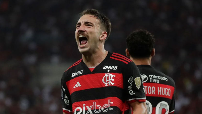 Συνδέουν τον Ολυμπιακό με τον Λέο Ορτίς