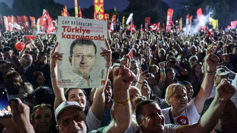 Τουρκία: 42 συλλήψεις στη διαδήλωση διαμαρτυρίας για τη σύλληψη και καθαίρεση του δημάρχου Ιμάμογλου